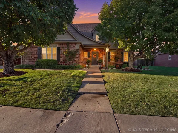 13911 E 89th St N, Owasso, OK 74055