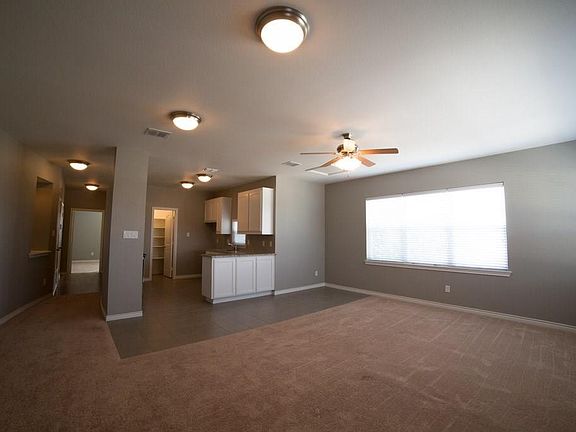 4th image of 1200 College Ave #201