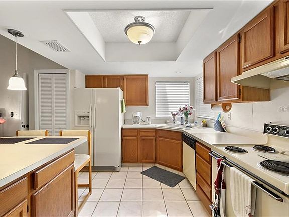 5th image of 1307 Spry Ct