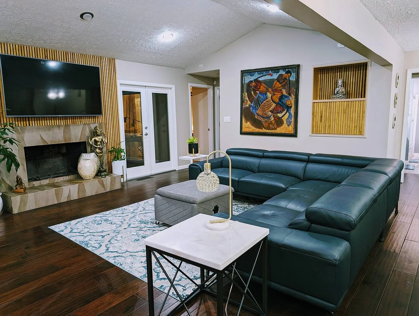 Colony Home for Family Groups - Patio, Workspace — Photo 3
