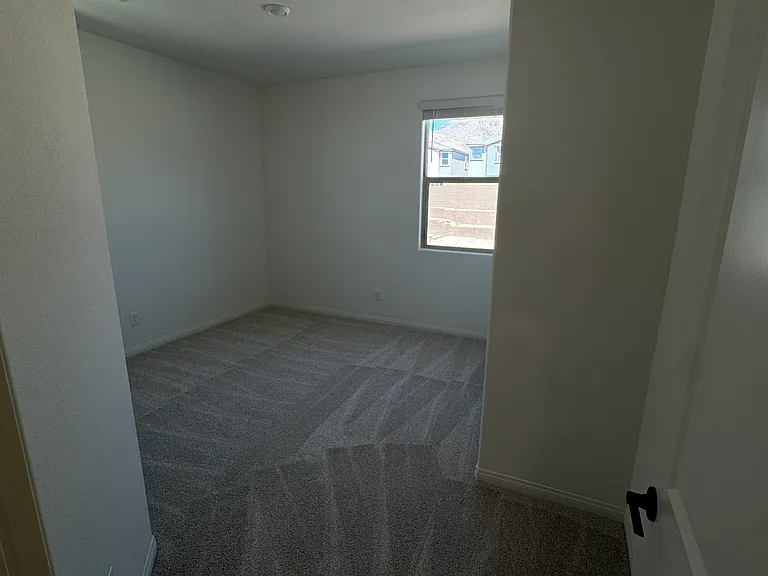 92 Hornbeck Ln — Photo 23