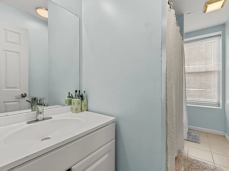 1319 N 19th St #1 — Photo 10