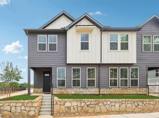 631 Canvas Ave, Fulshear, TX 77441