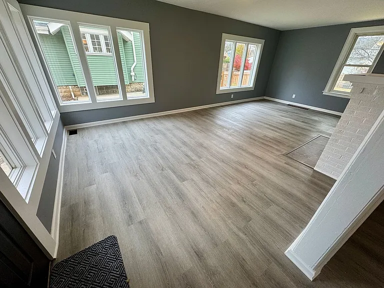 295 Blenheim Rd — Photo 3