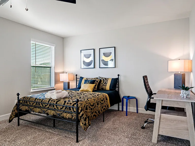 7640 Noble Oaks Dr — Photo 57