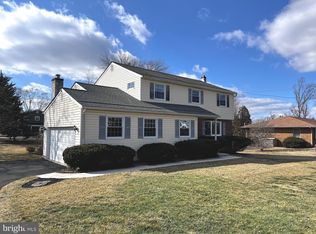 919 Herman Rd, Horsham, PA 19044