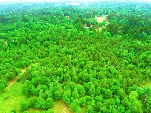 2401 W Geronimo Trl, Cleveland, TX 77328