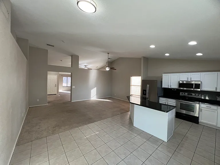 13709 W Cottonwood St — Photo 9