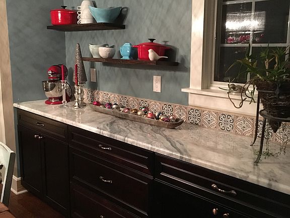 Open kitchen/dining/sunroom