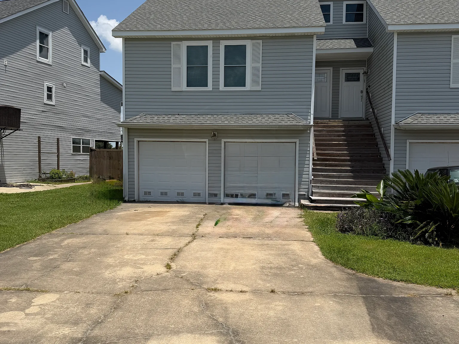 3 bed, 2.5 bath, 1750 sqft, $2,200 — Photo 2