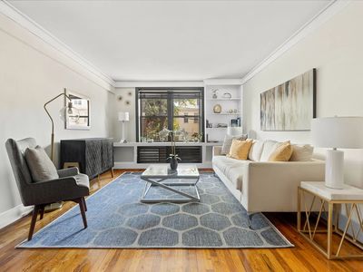599 E 7th St APT 1H, Brooklyn, NY, 11218