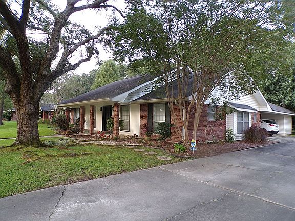 RIGHT ELEVATION
