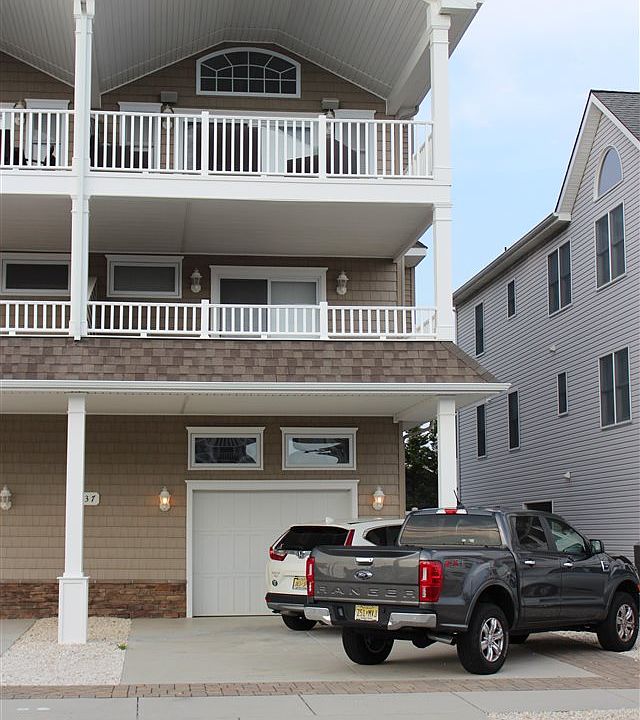 1st image of 137 77th St