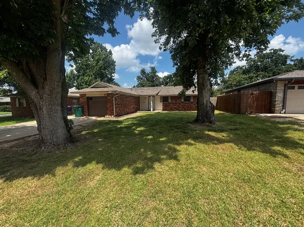 8113 NW 26th St, Bethany, OK 73008