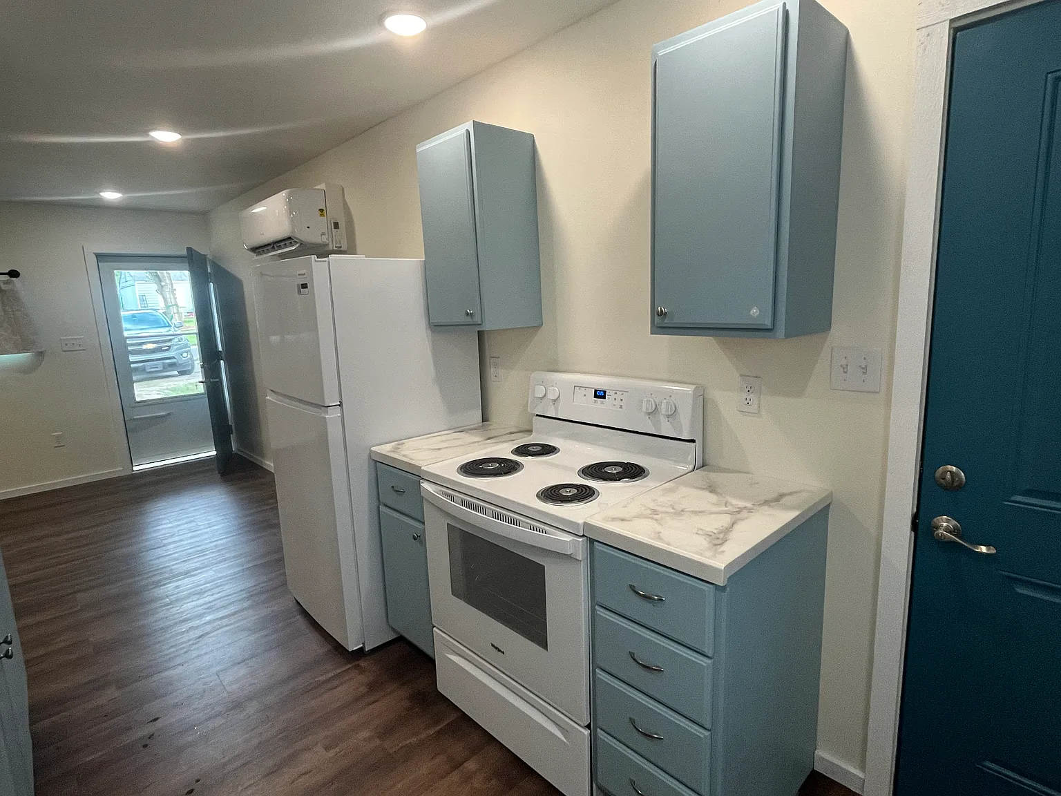 2 bed, 870 sqft, $1,100 — Photo 4