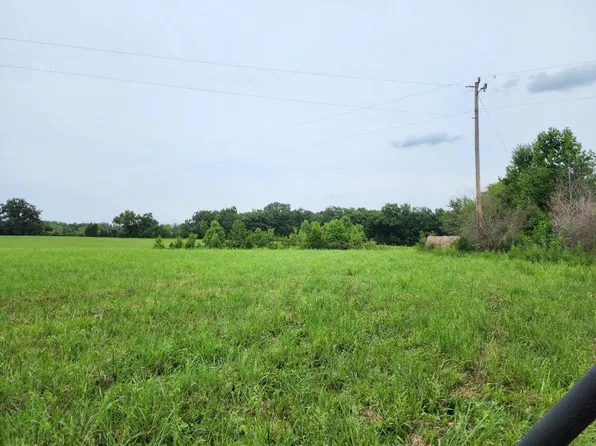 9999 Science Ridge Rd, Jeffersonville, KY 40337