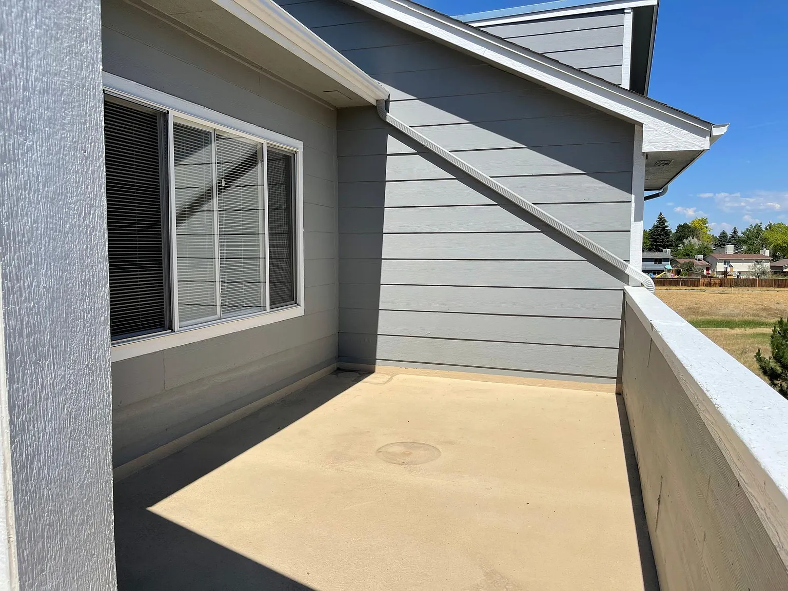 2 bed, 1211 sqft, $2,000 — Photo 2