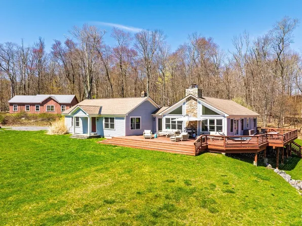 236 Dugway Road, Austerlitz, NY 12017