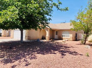 3295 N Eagle Rock Rd, Kingman, AZ 86401