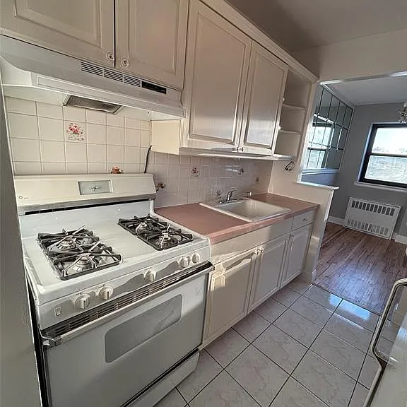 4200 Herkimer Pl #6E — Photo 9