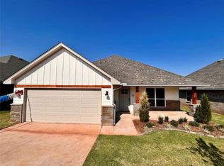 19717 Whitley Rd, Edmond, OK 73012