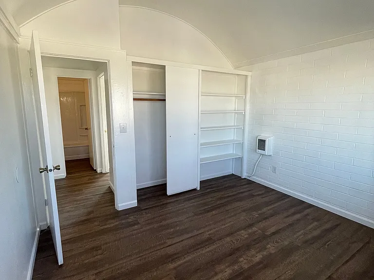 The Highlakes Apartments — Photo 16