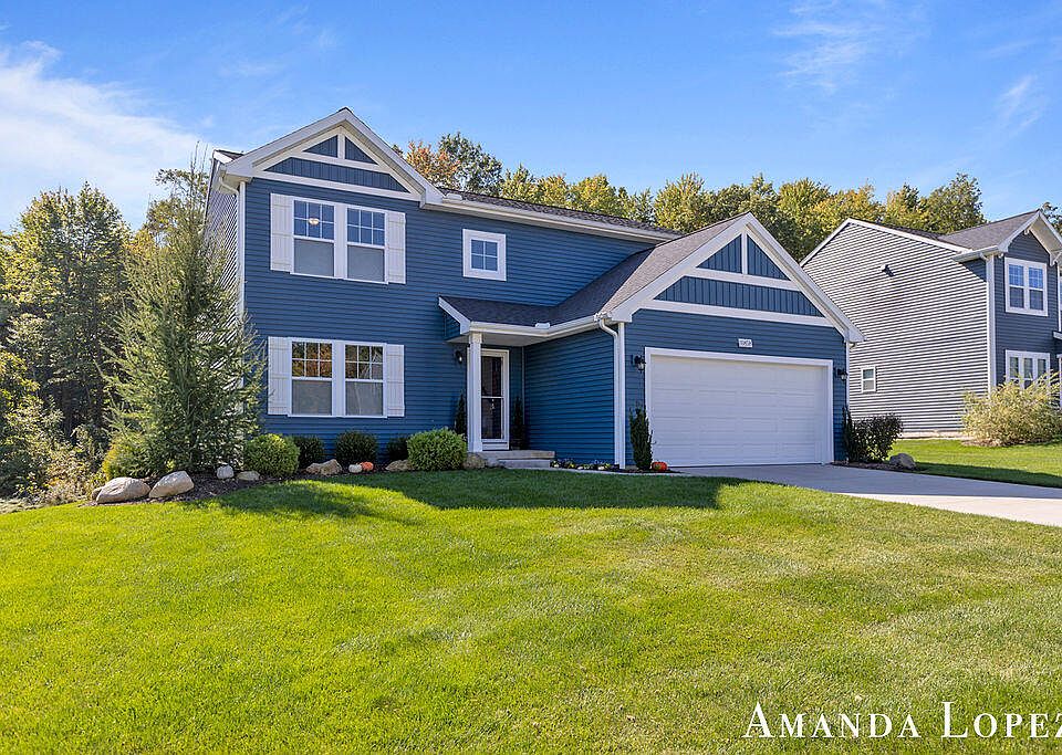 1st image of 10858 Carmen Oak Dr