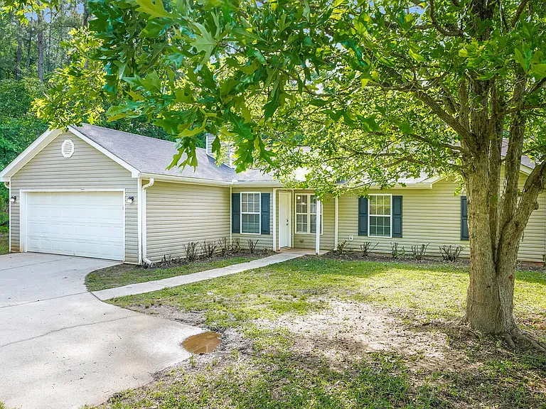 243 Rocky Point Rd — Photo 3
