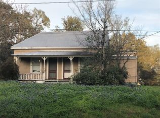 712 N Jefferson St, La Grange, TX 78945