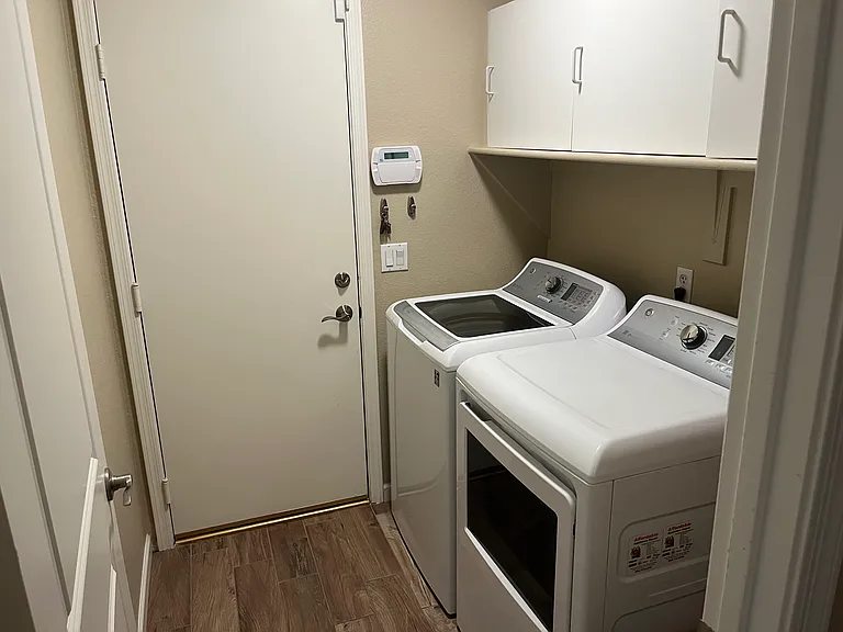 1181 W Goldfinch Way — Photo 20