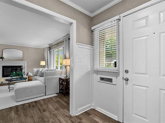 5th image of 2918 New Hanover Dr