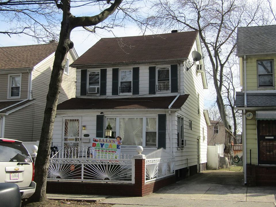 1st image of 176-15 129th Ave