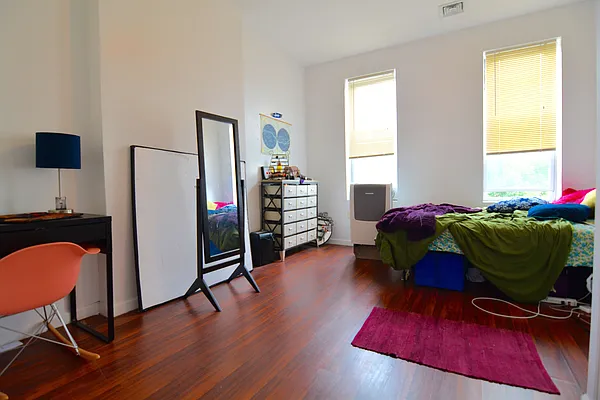 Rented by Hagstrom Management Inc | media 5