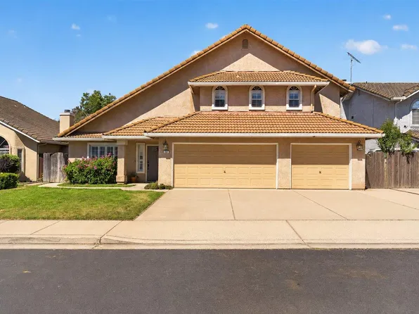 294 New Ct, Oakdale, CA 95361