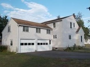 8 Roxbury St, Conklin, NY 13748