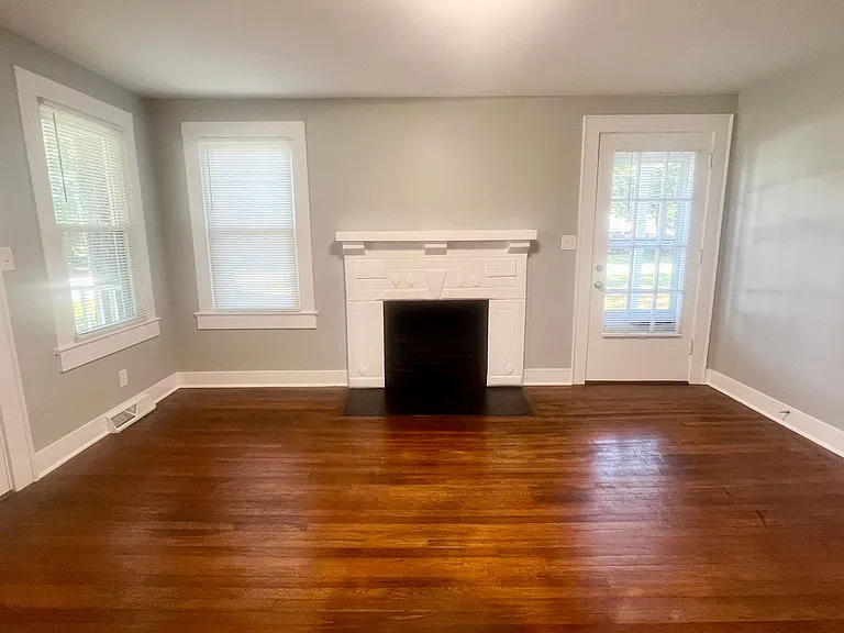 1274 Saint Marks Church Rd — Photo 8
