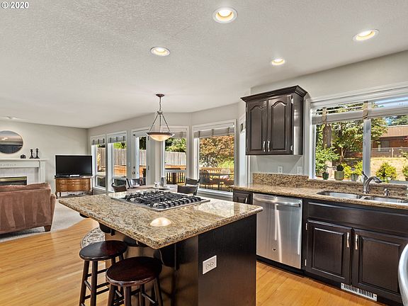 2nd image of 1915 SE 125th Ct