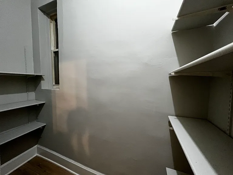 1710 W Belmont Ave #102 — Photo 23