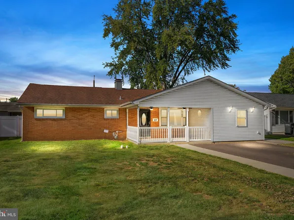 617 Chatham Rd, Fairless Hills, PA 19030