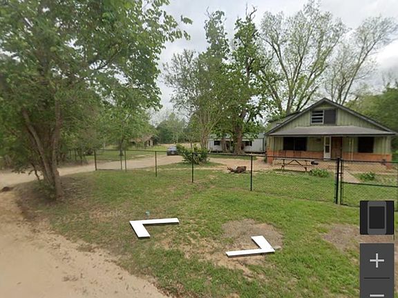 3rd image of 801 Snell Rd