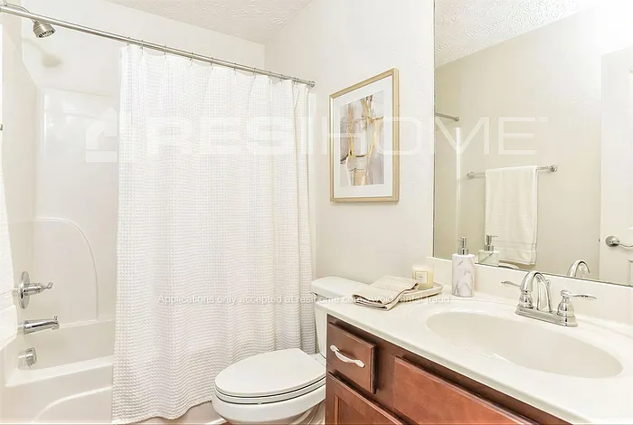 1504 Passage Dr — Photo 11