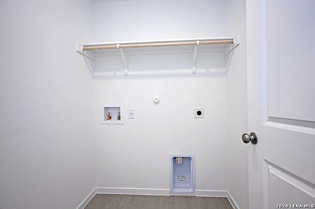 7411 Spinel Way — Photo 5