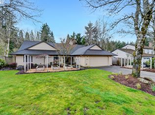 7049 SW Windemere Loop, Portland, OR 97225
