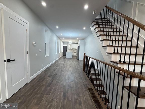 5th image of 1822 S 21st St