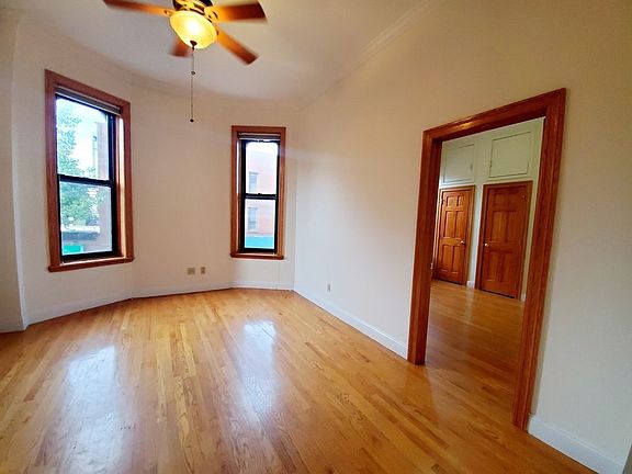 5th image of 314 7th Ave #2L