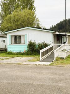 1000 N 8th St SPACE 33, Reedsport, OR, 97467