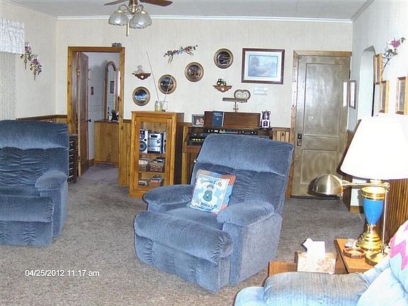 3rd image of 6254 Elm Ave