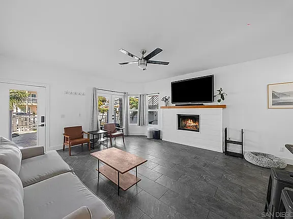 255 Elm Ave — Photo 9