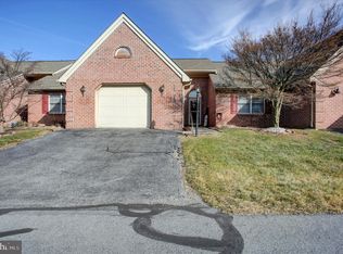 2355 Majestic Ct, Chambersburg, PA 17202