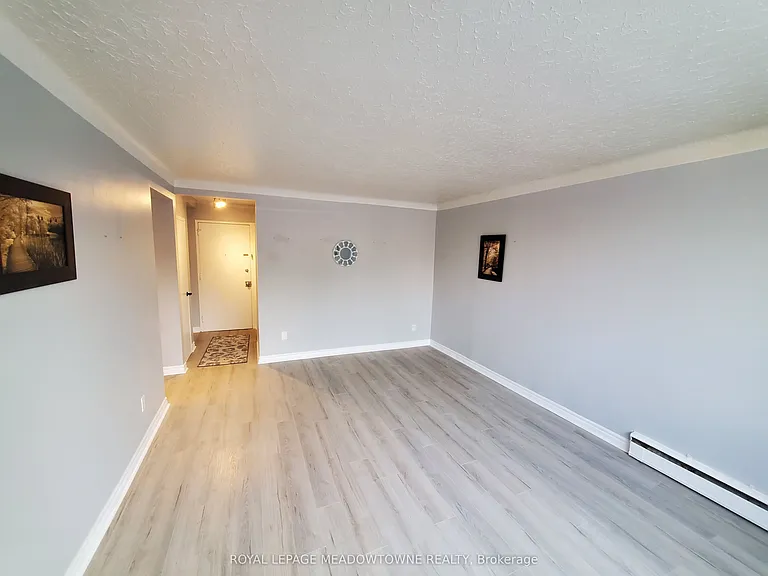 981 Mohawk Rd E #2 — Photo 11